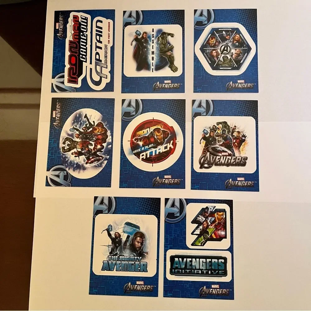 Upper Deck Marvel 2012 The Avengers Assemble trading cards stickers